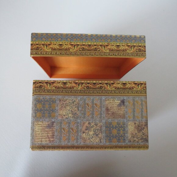 Vintage Punch Studio Renaissance Angel Playing Lute Keepsake Storage Gift Box - Picture 9 of 12